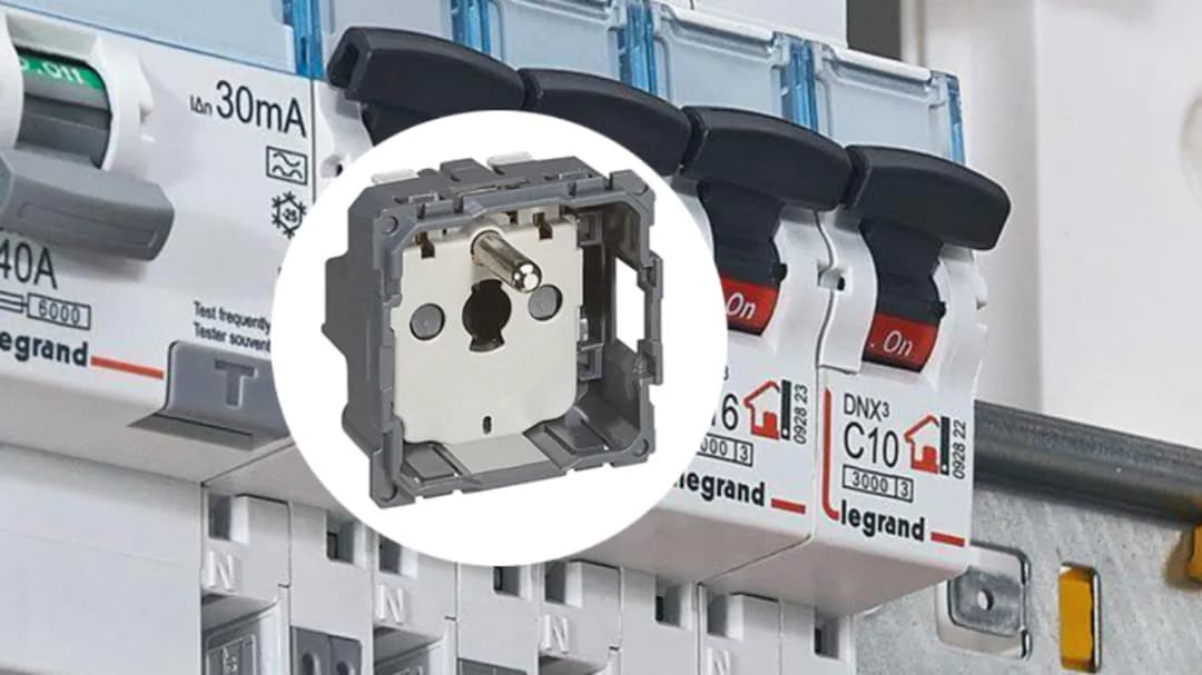 Combien de prises sur un disjoncteur 10A ? Évitez les erreurs courantes